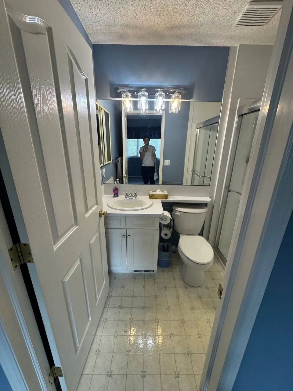 Fixture detail cleaning after professional deep cleaning